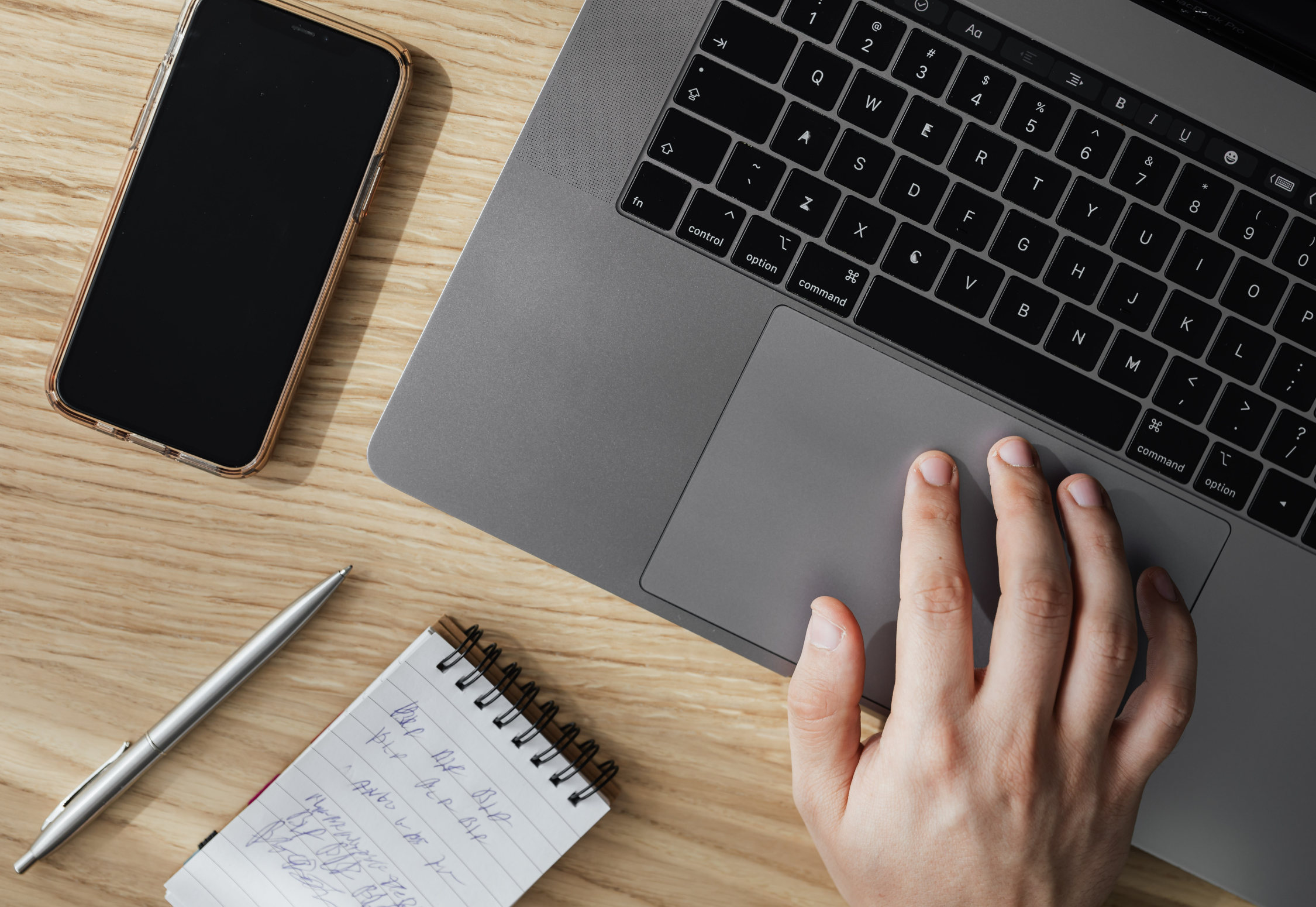 Revisión de documentación laboral para preparar una Inspección de Trabajo